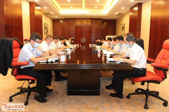 2-鄂旅投酒店集团党委中心组学习_副本.jpg