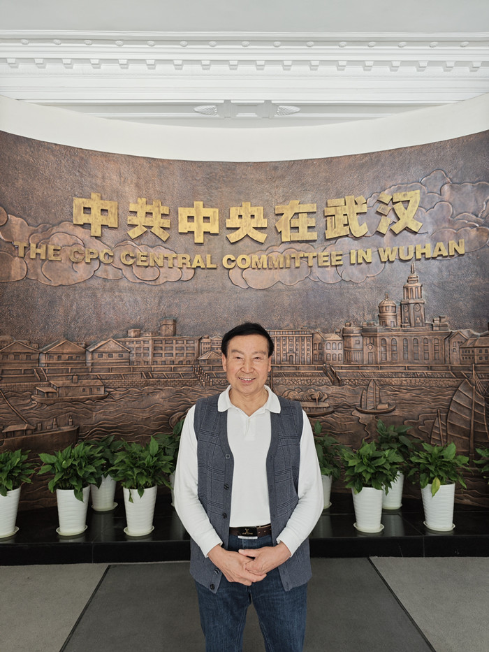 2－宋克杰在纪念馆（前厅） 365792_副本.jpg